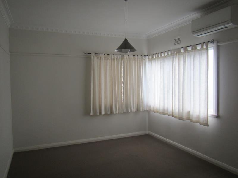 61 Phillip Street TAMWORTH 6