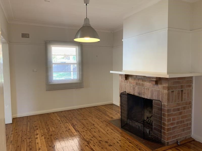 61 Phillip Street TAMWORTH 3
