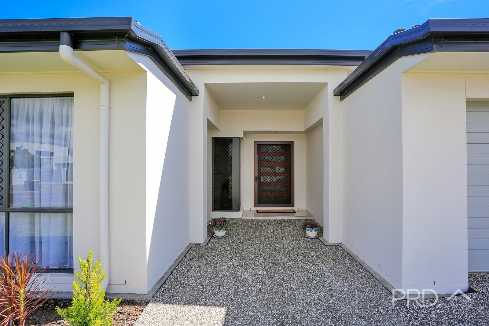61 Royal Drive KAWUNGAN 6