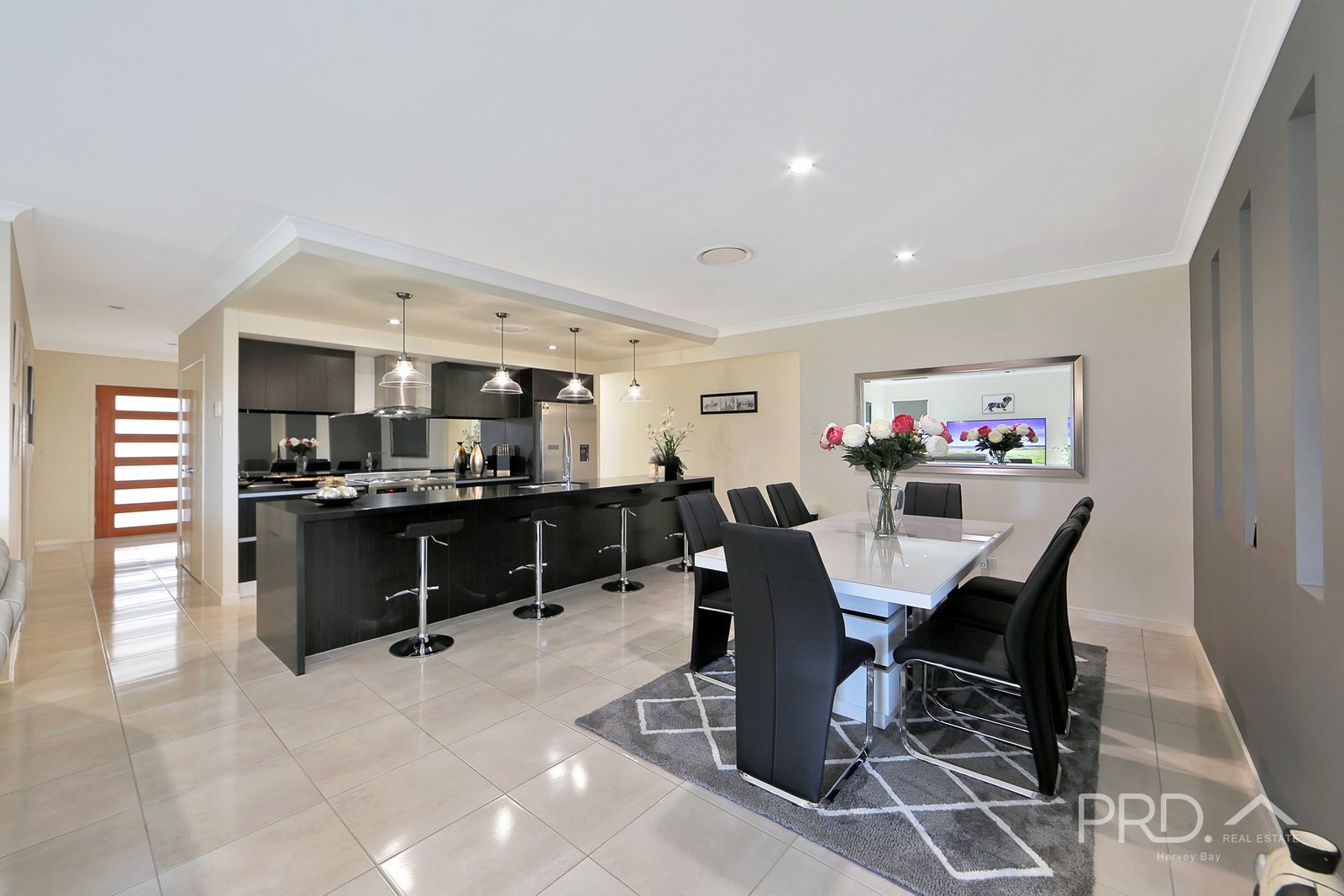61 Royal Drive KAWUNGAN 10