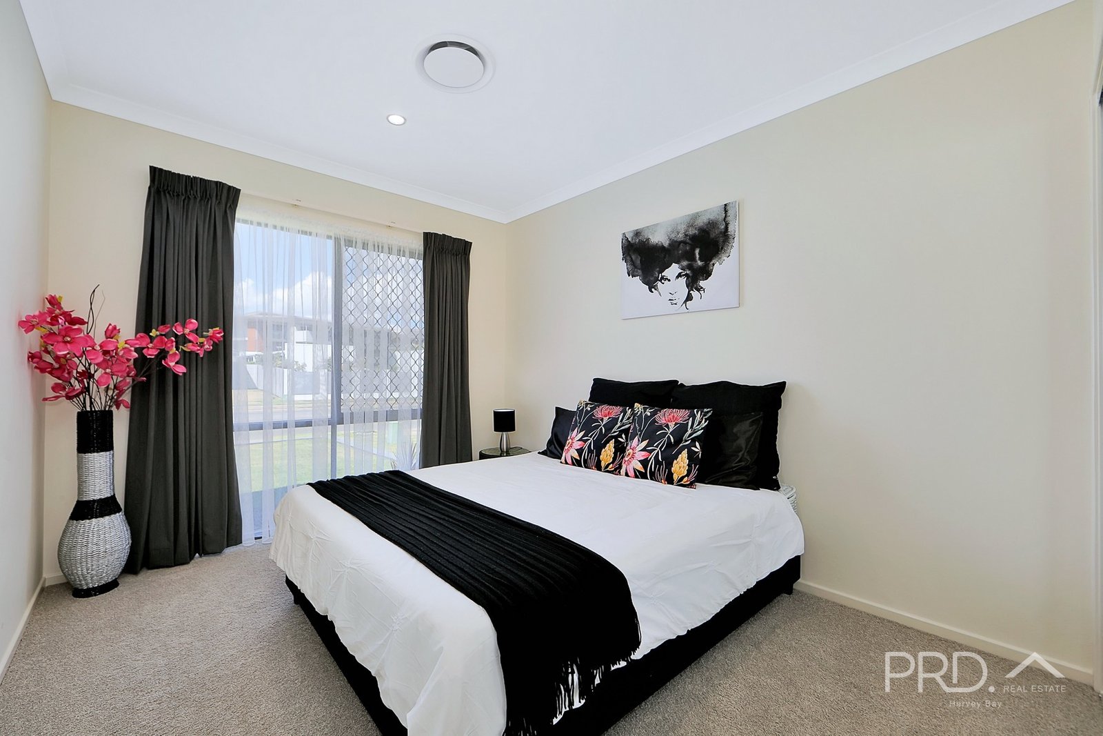61 Royal Drive KAWUNGAN 22