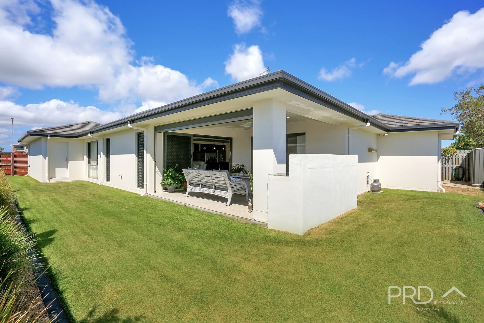 61 Royal Drive KAWUNGAN 27