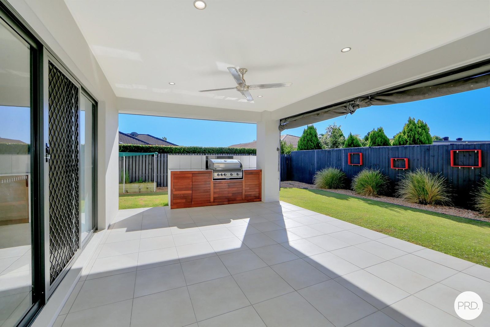 61 Royal Drive KAWUNGAN 17