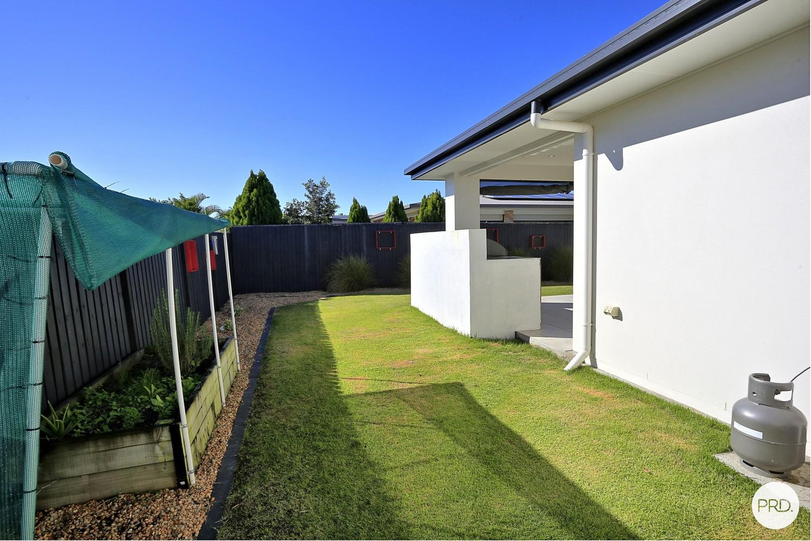 61 Royal Drive KAWUNGAN 19