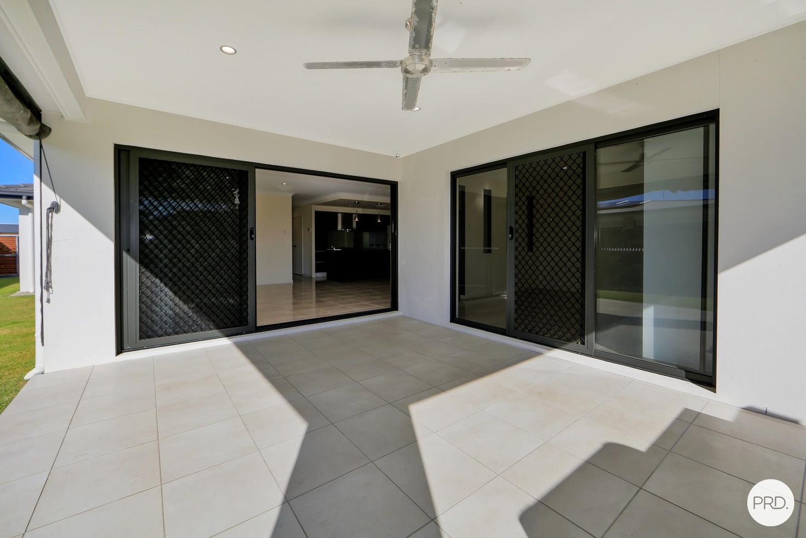 61 Royal Drive KAWUNGAN 21