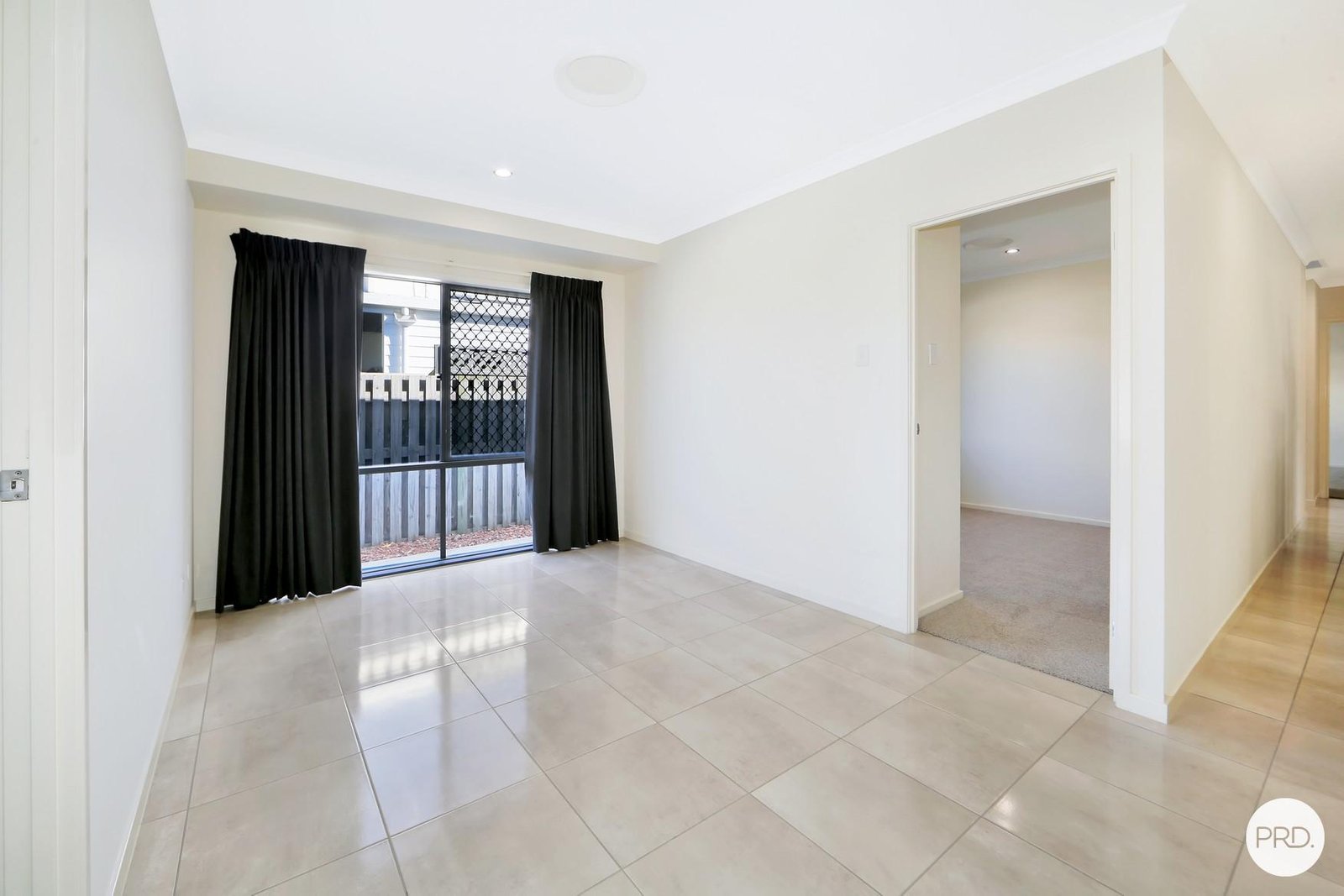 61 Royal Drive KAWUNGAN 24