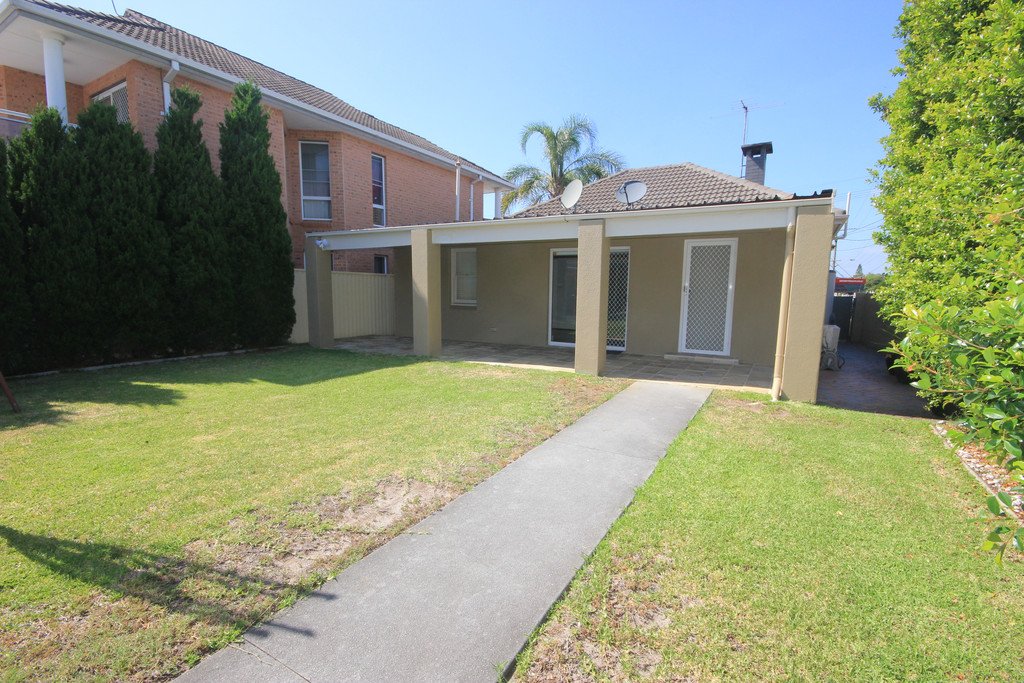 61 Scarborough Street MONTEREY 10