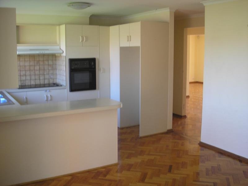 Gallery: 61 Schneider Crescent