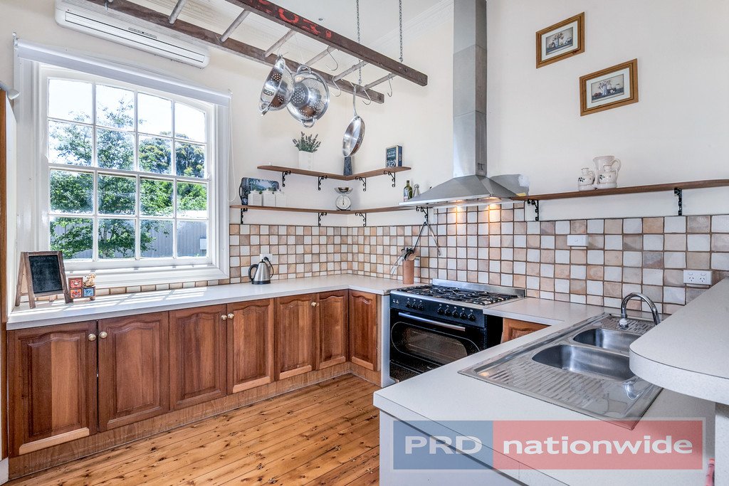 61 Sexton Court GORDON 11