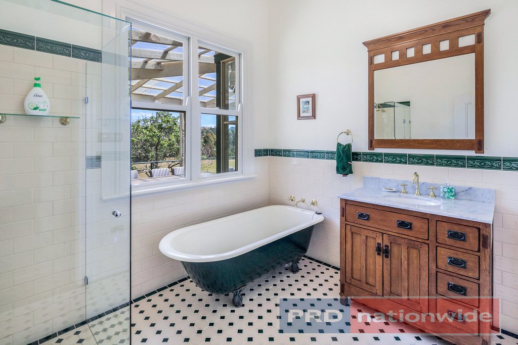 61 Sexton Court GORDON 14