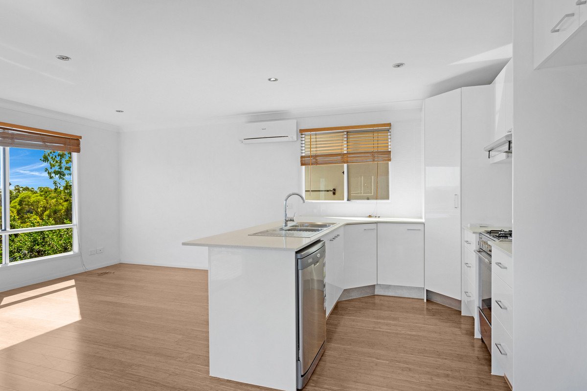 61 Sky Royal Terrace BURLEIGH HEADS 6