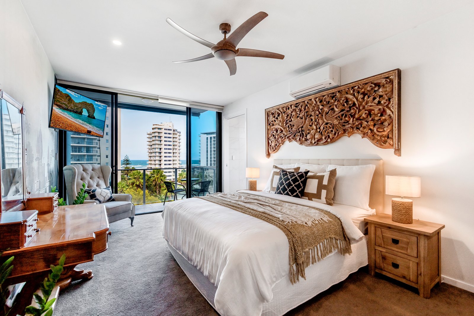 6/1 South Street COOLANGATTA 7