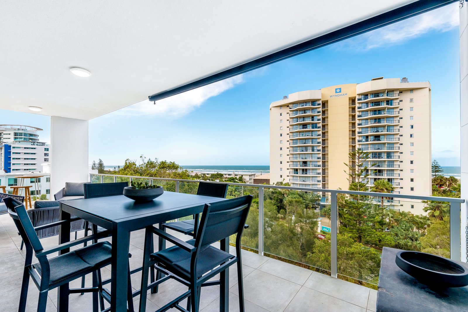6/1 South Street COOLANGATTA 13