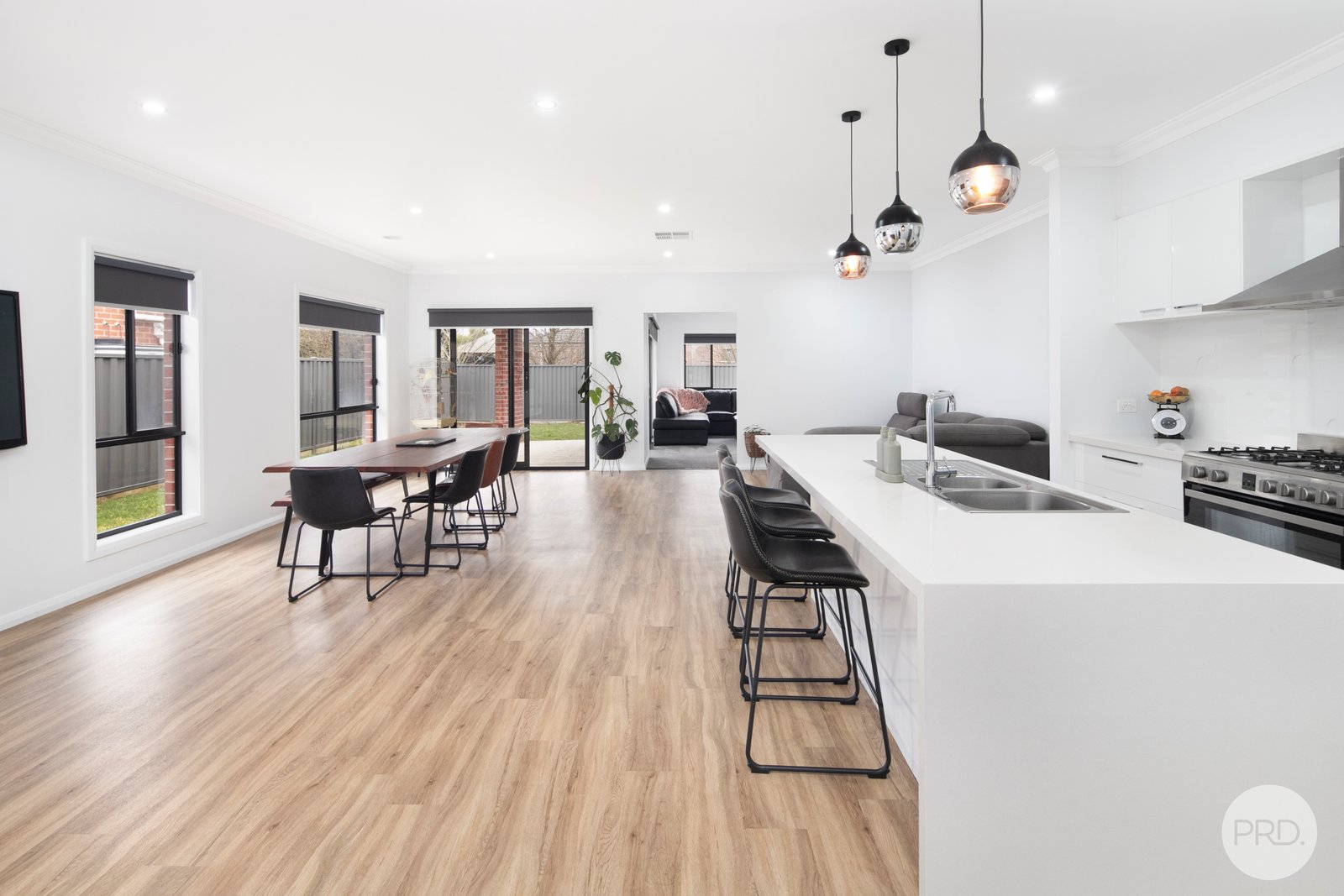 61 Sydney Way ALFREDTON 2