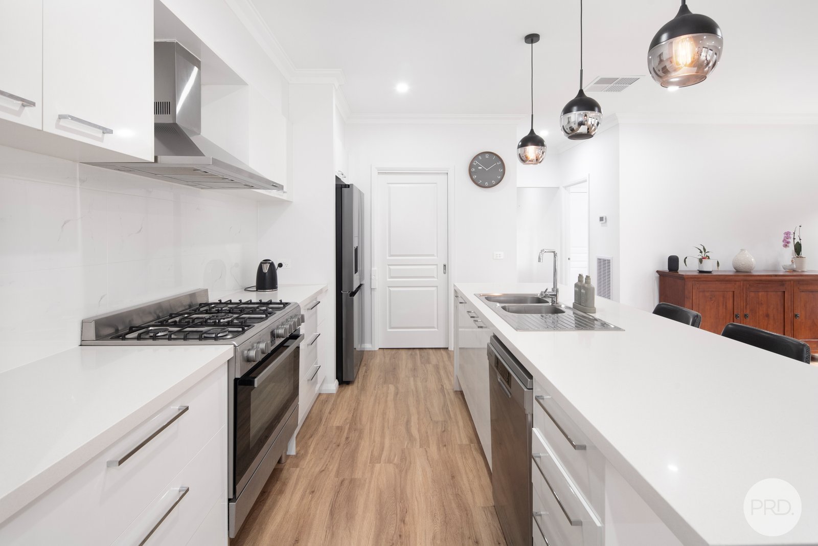 61 Sydney Way ALFREDTON 4