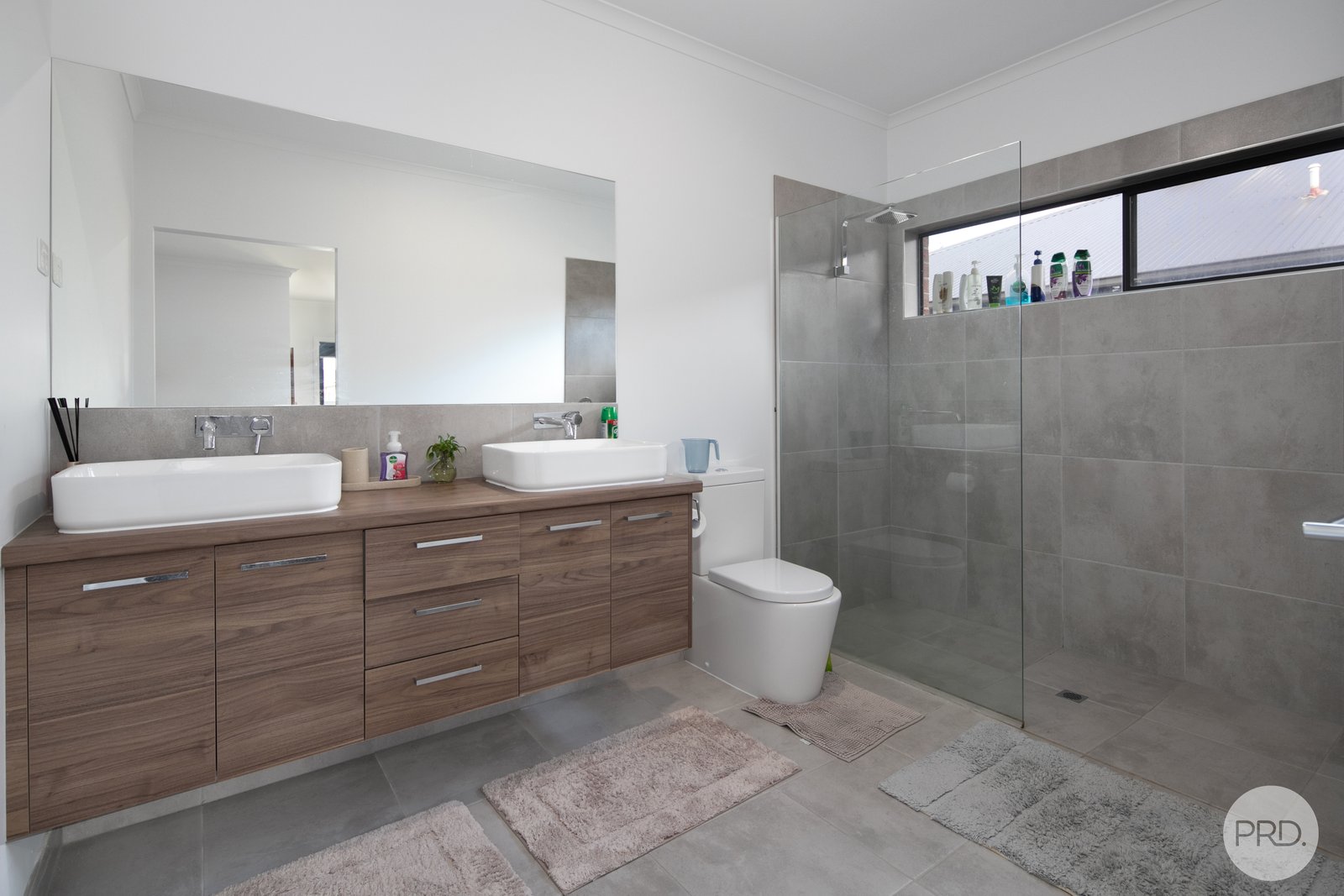 61 Sydney Way ALFREDTON 4