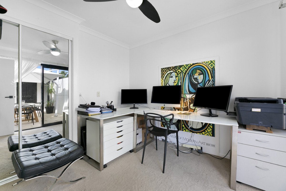 61 Tahiti Avenue Palm Beach 26