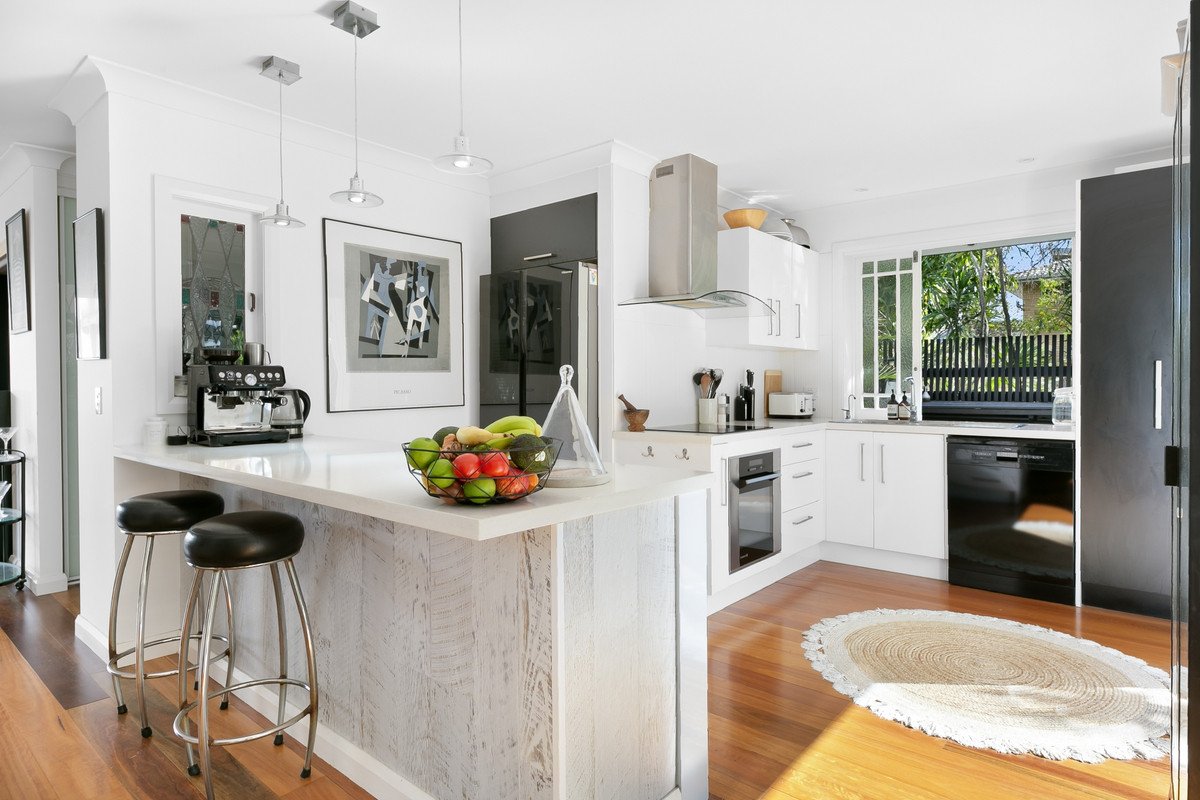 61 Tahiti Avenue Palm Beach 13