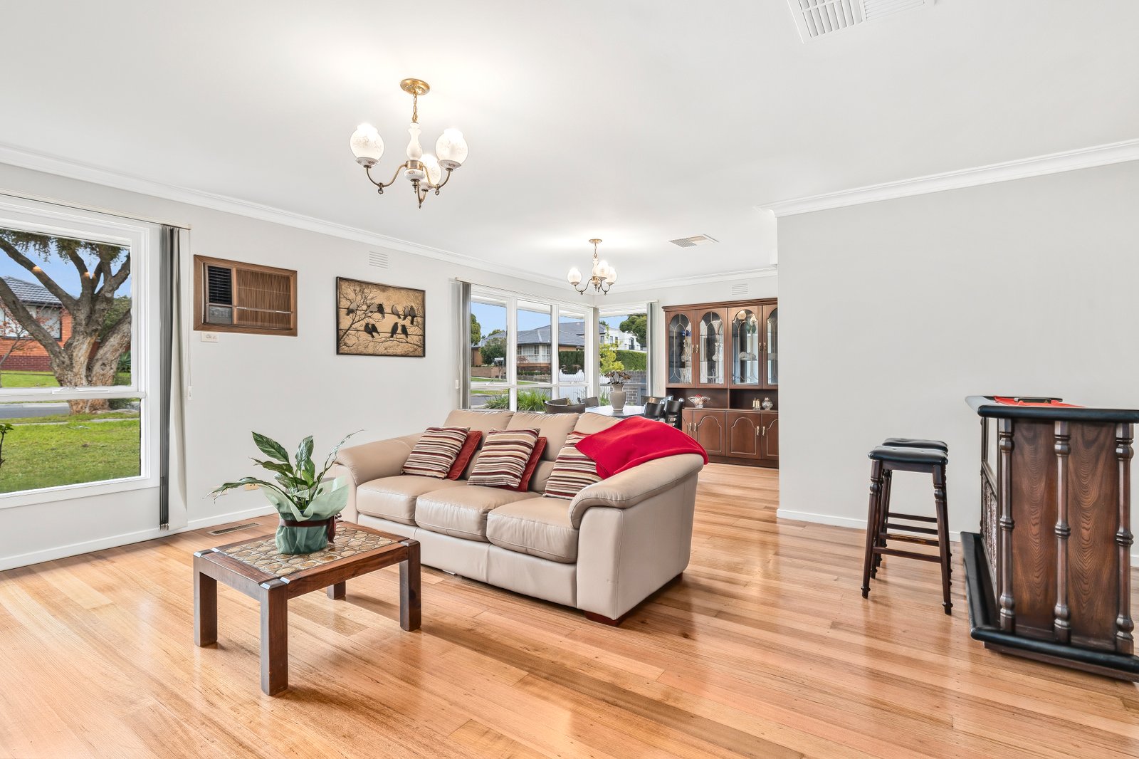 Gallery: 61 Therese Avenue
