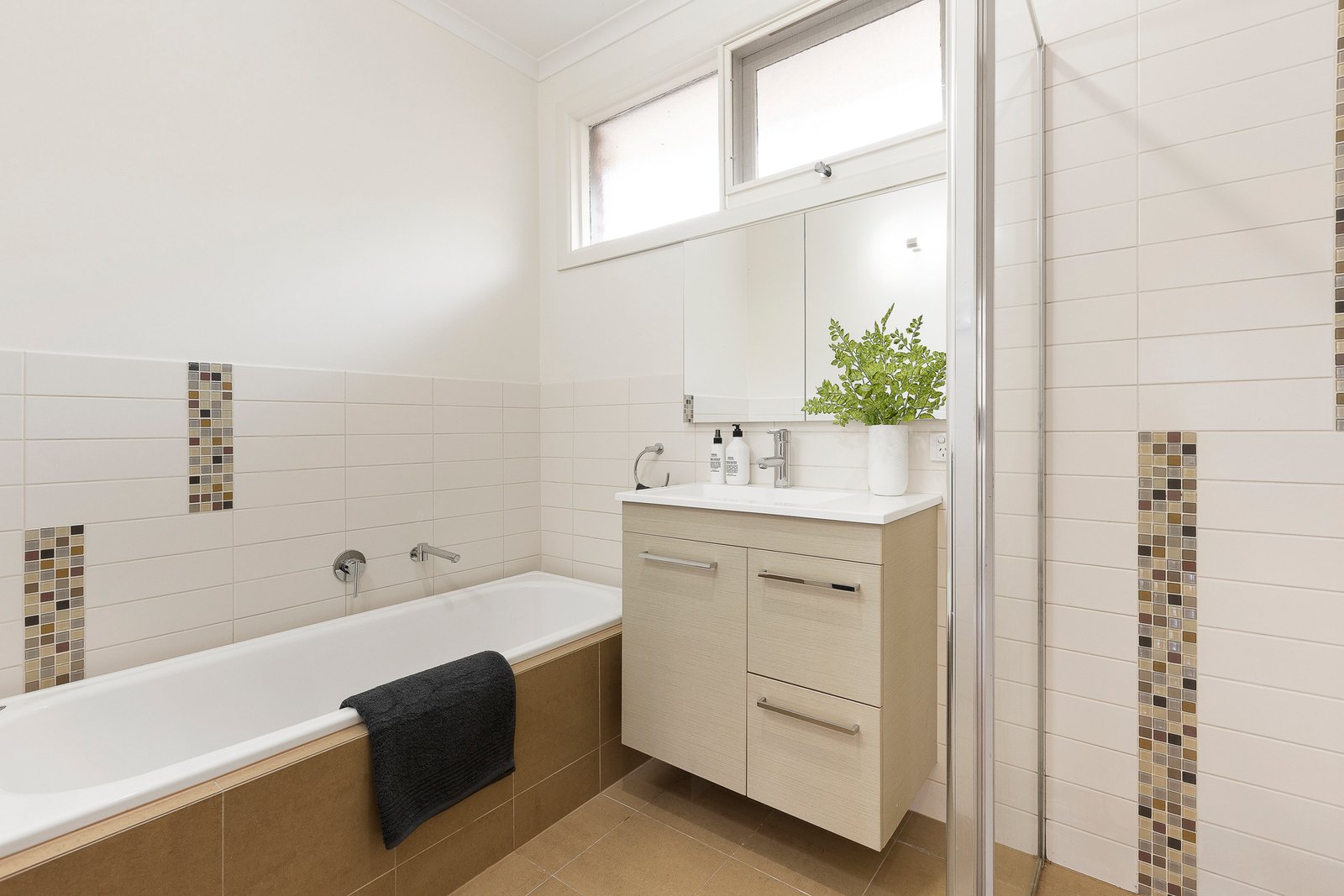 6/1 Tollington Avenue, Malvern East, 3145