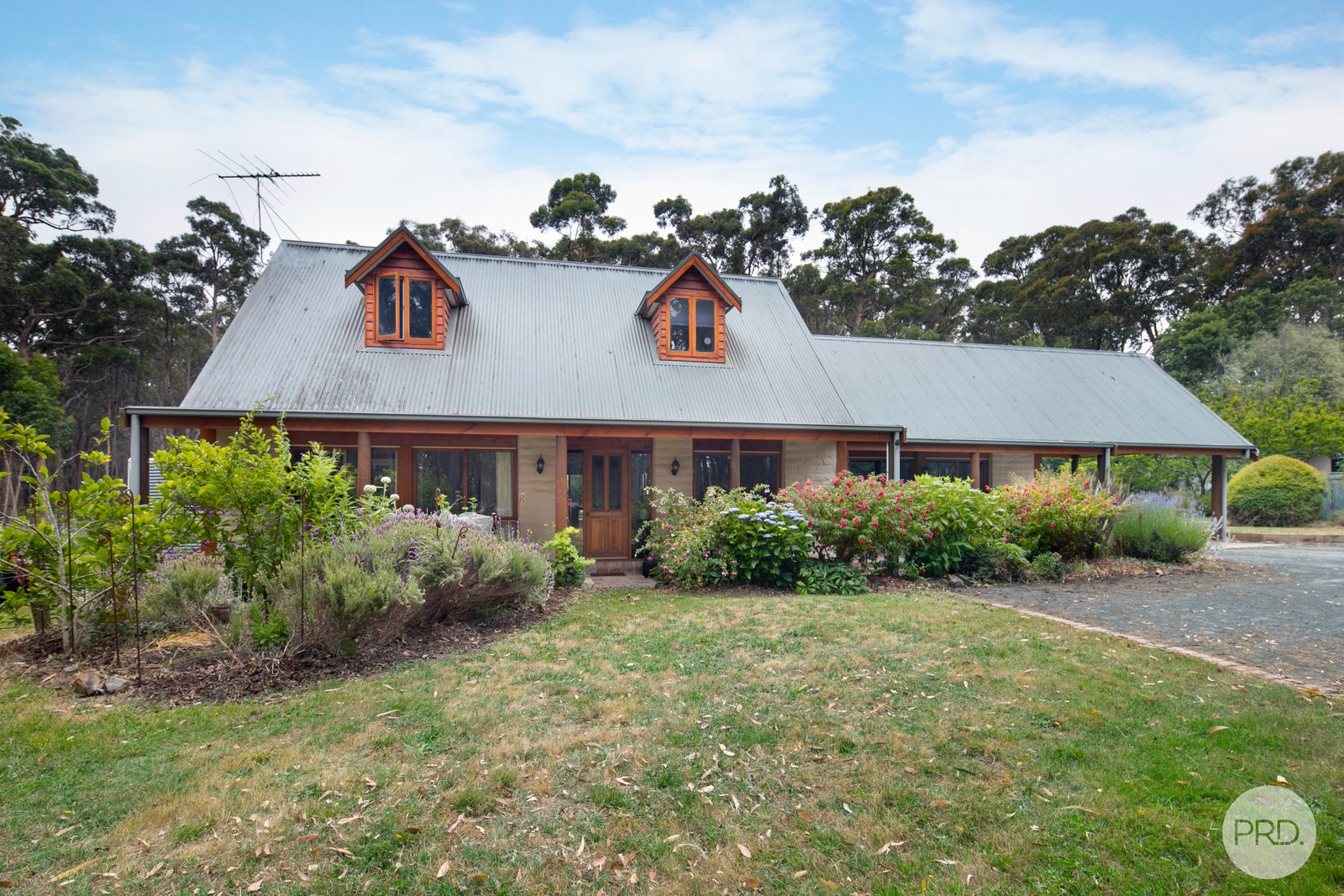 61 Tooheys Close GORDON 3