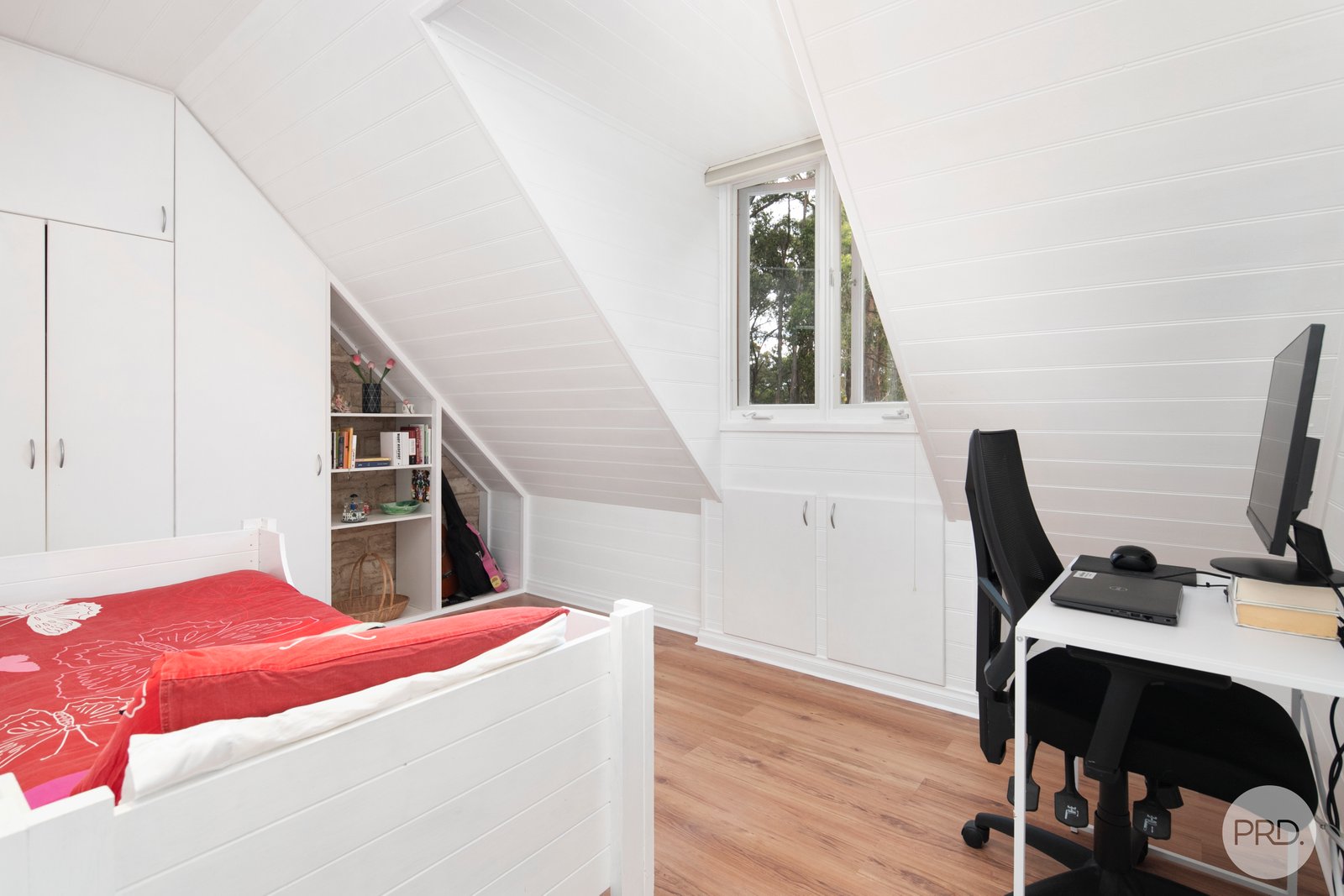 61 Tooheys Close GORDON 12