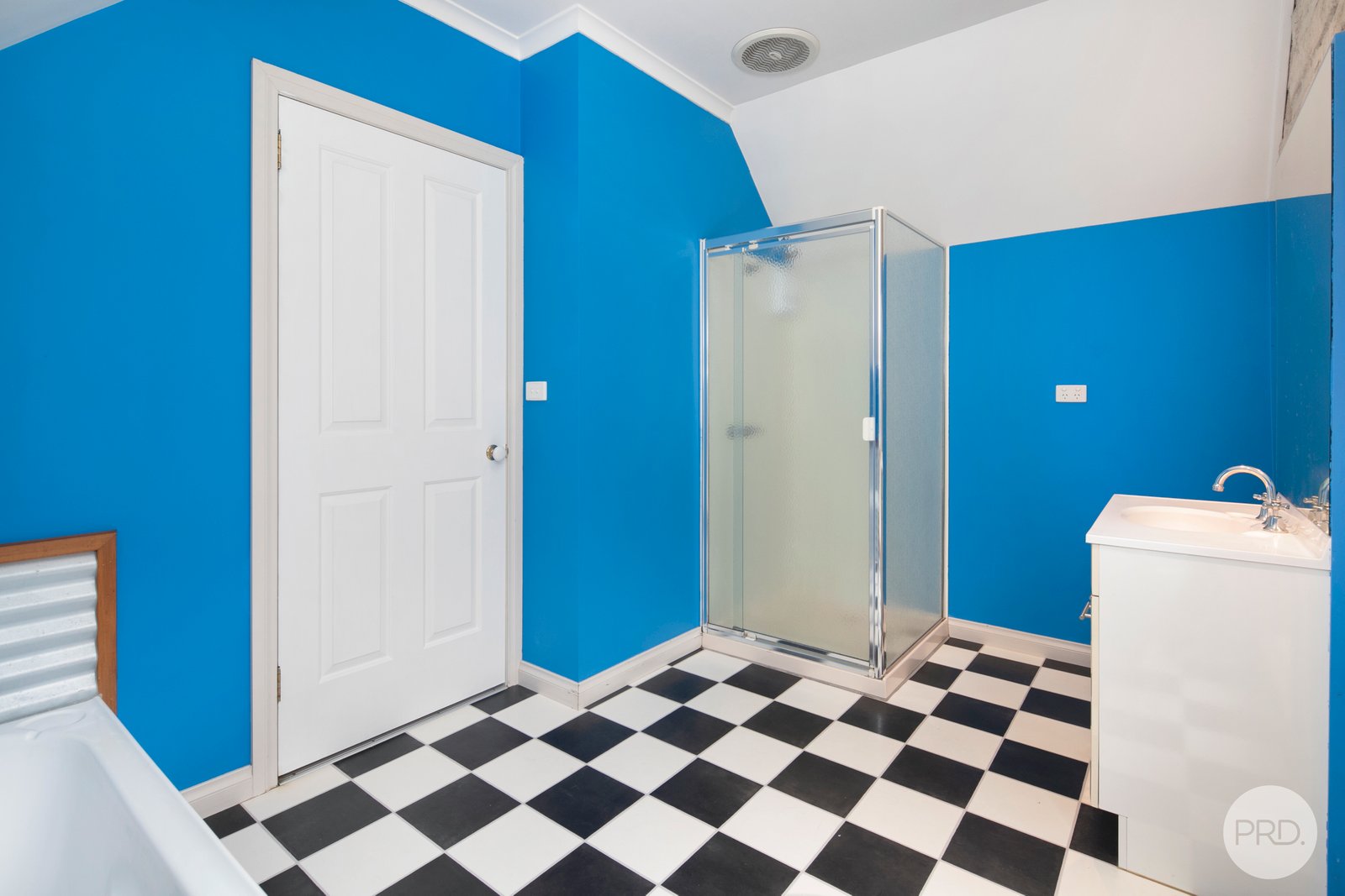 61 Tooheys Close GORDON 14