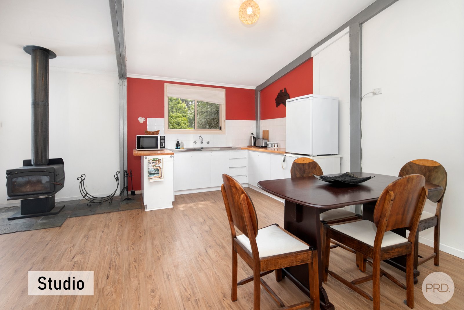 61 Tooheys Close GORDON 17