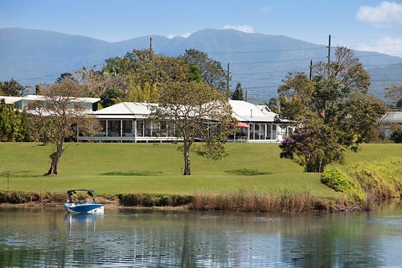 61 Tumbulgum Road MURWILLUMBAH 1