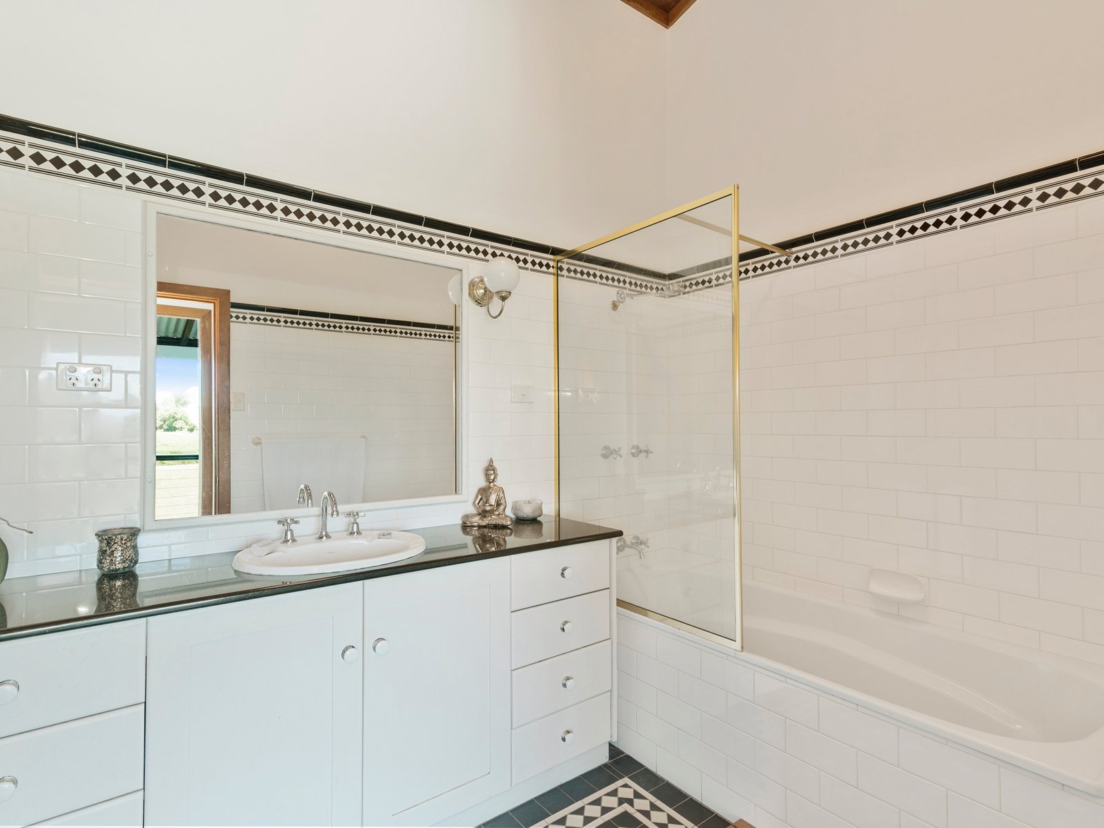 61 Tumbulgum Road MURWILLUMBAH 10