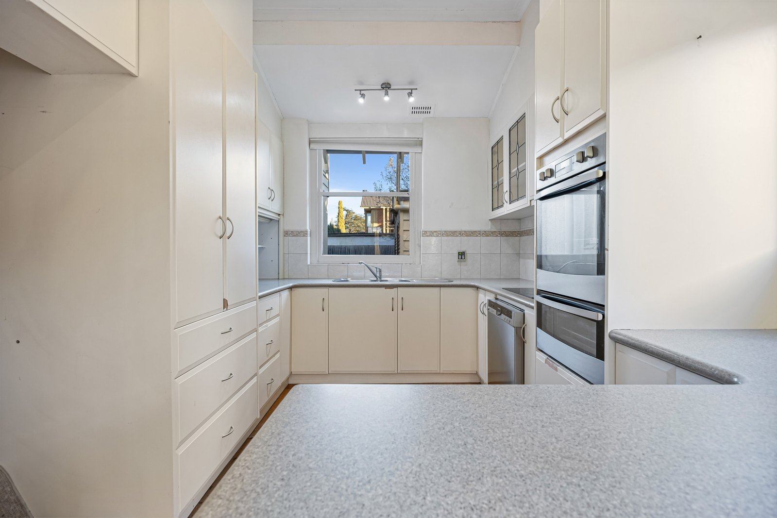 Gallery: 61 Victoria Avenue