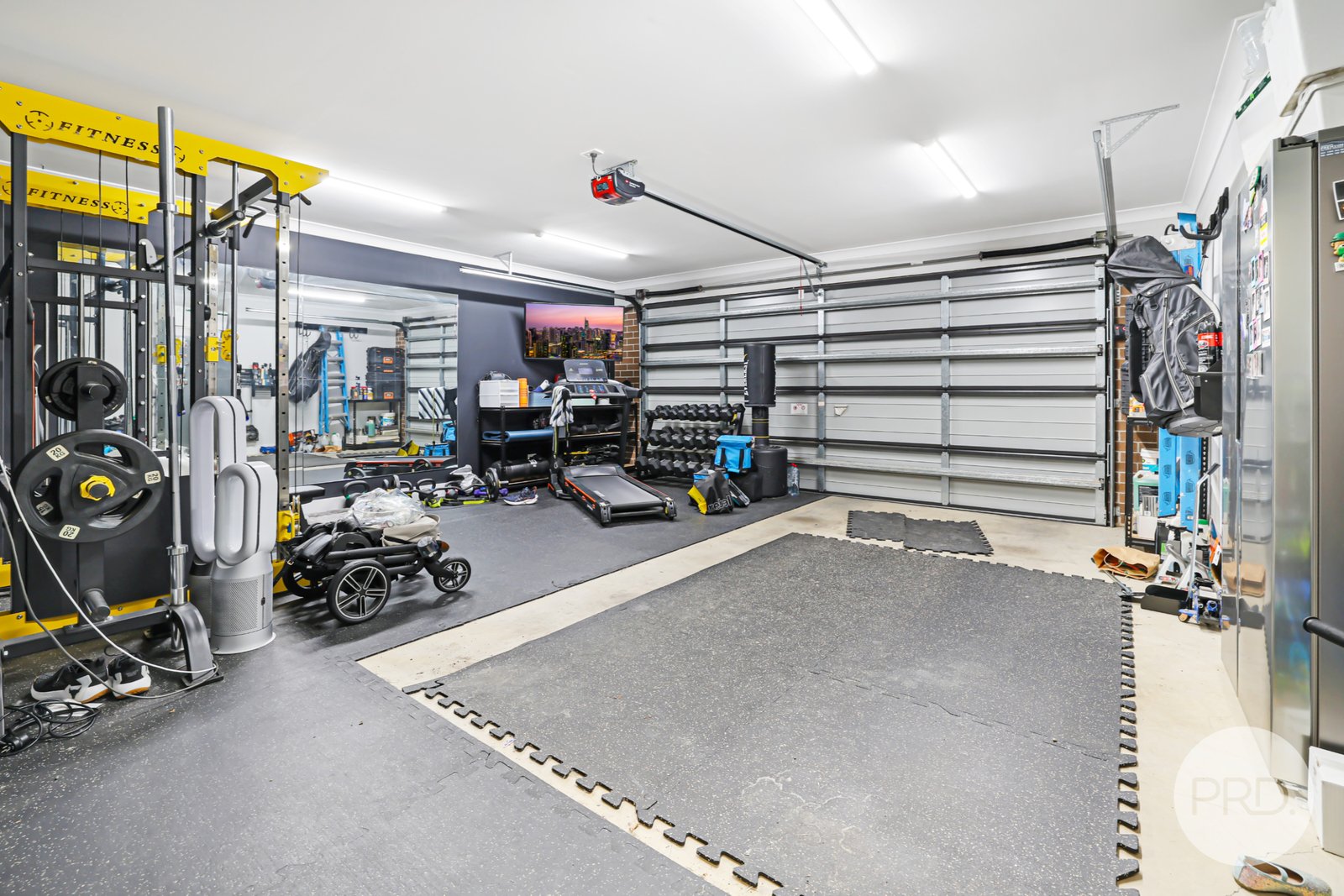 61 Warrah Drive TAMWORTH 10