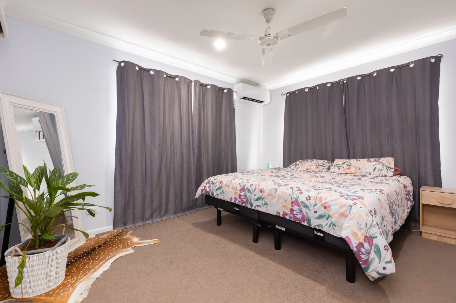 61 Windsor Drive HAY POINT 2