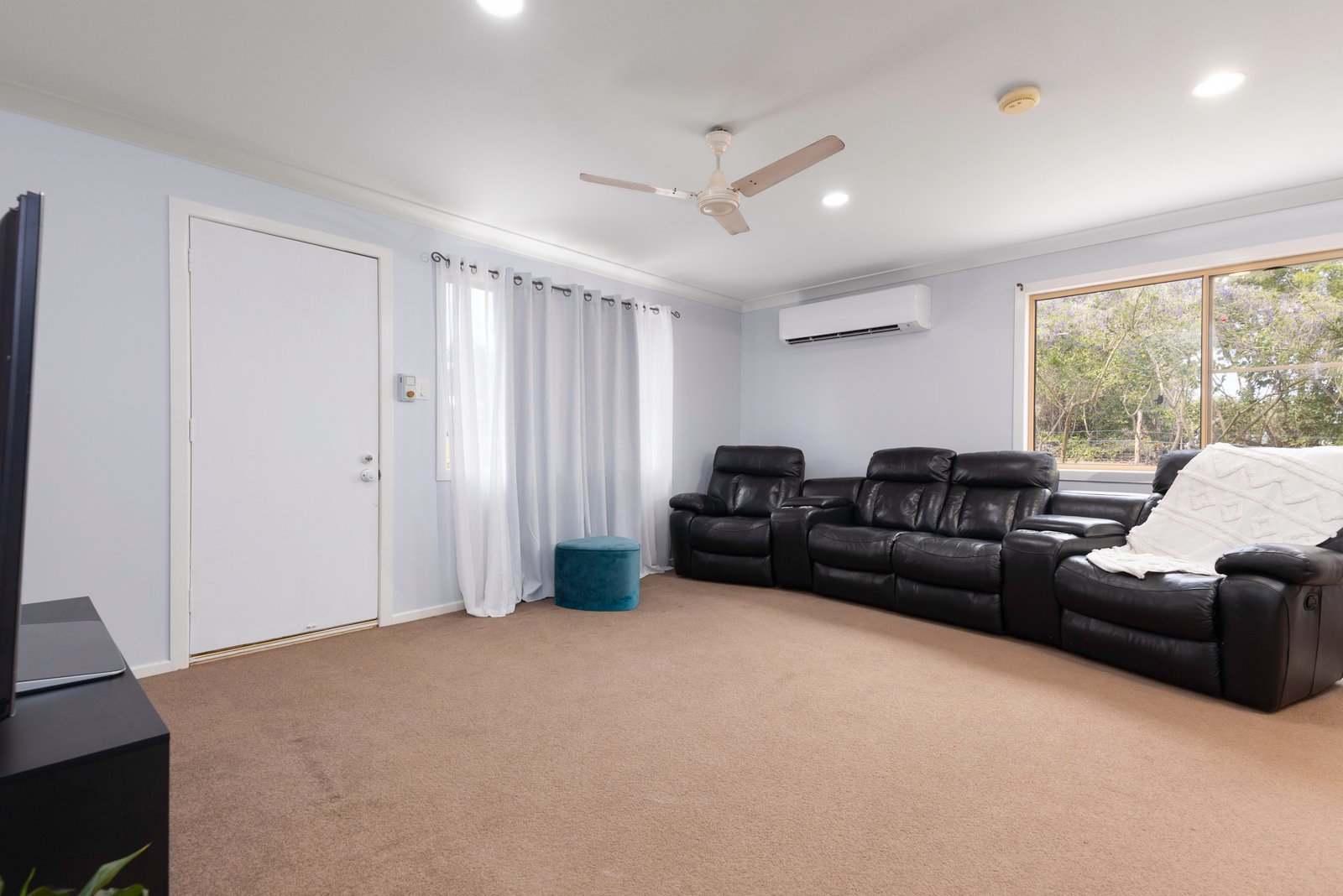 61 Windsor Drive HAY POINT 13