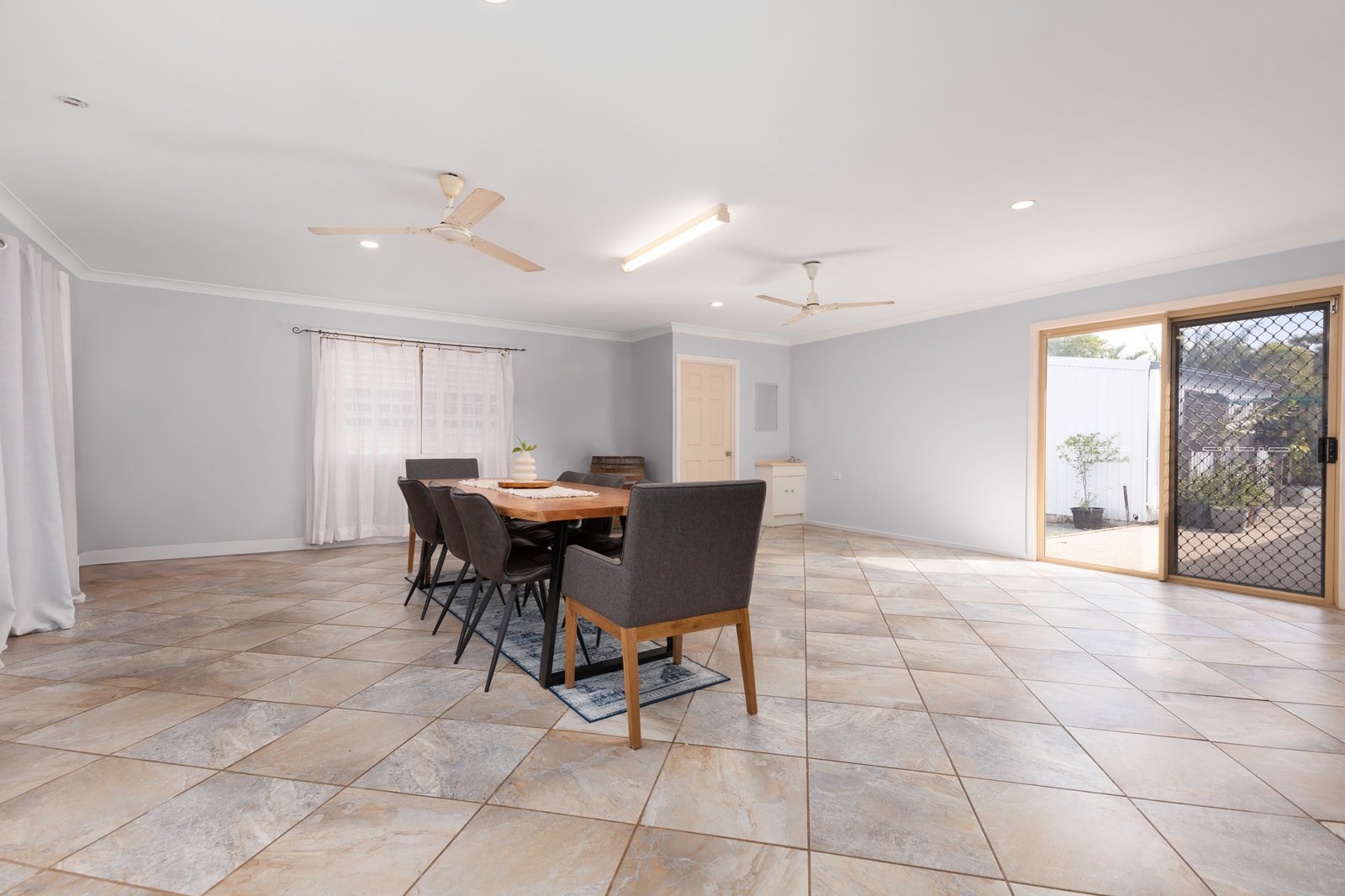 61 Windsor Drive HAY POINT 18
