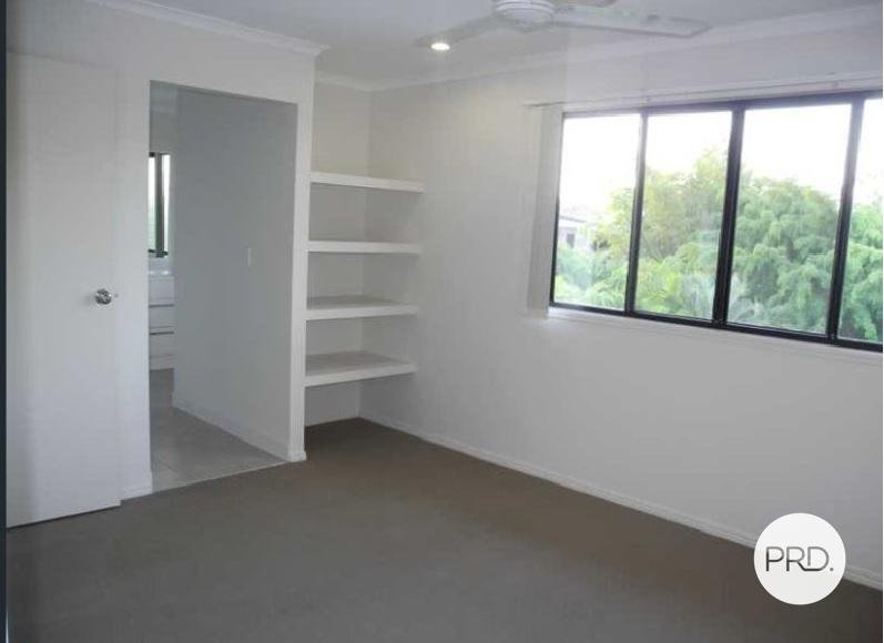 6/10 Arthur Street BOYNE ISLAND 5