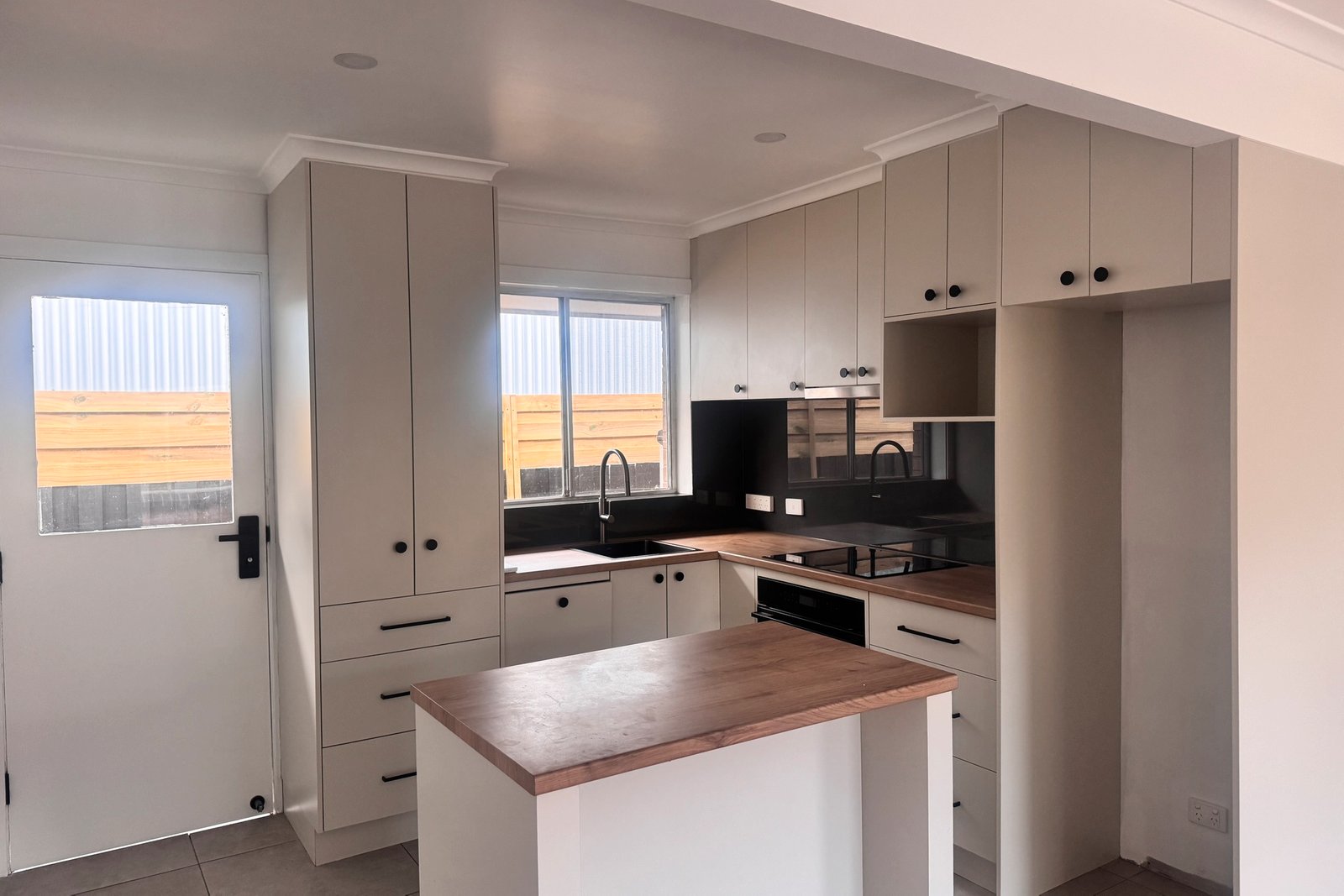 Gallery: 6/10 Barnet Street