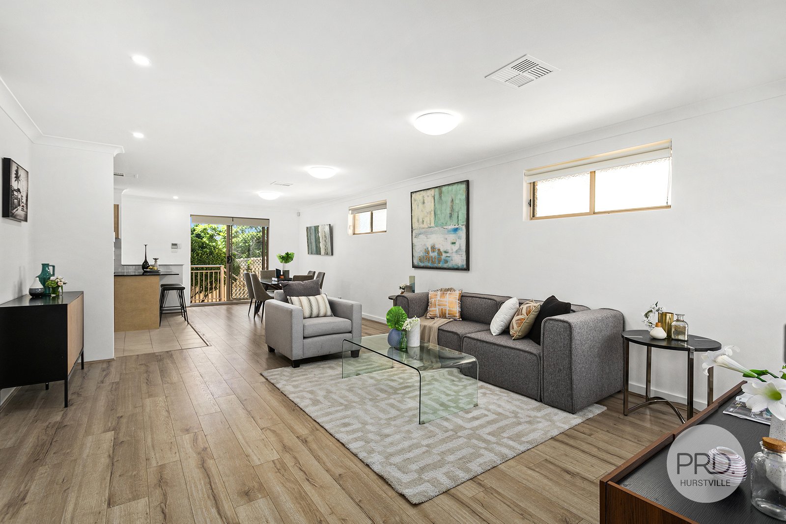 6/10 Homedale Crescent CONNELLS POINT 2