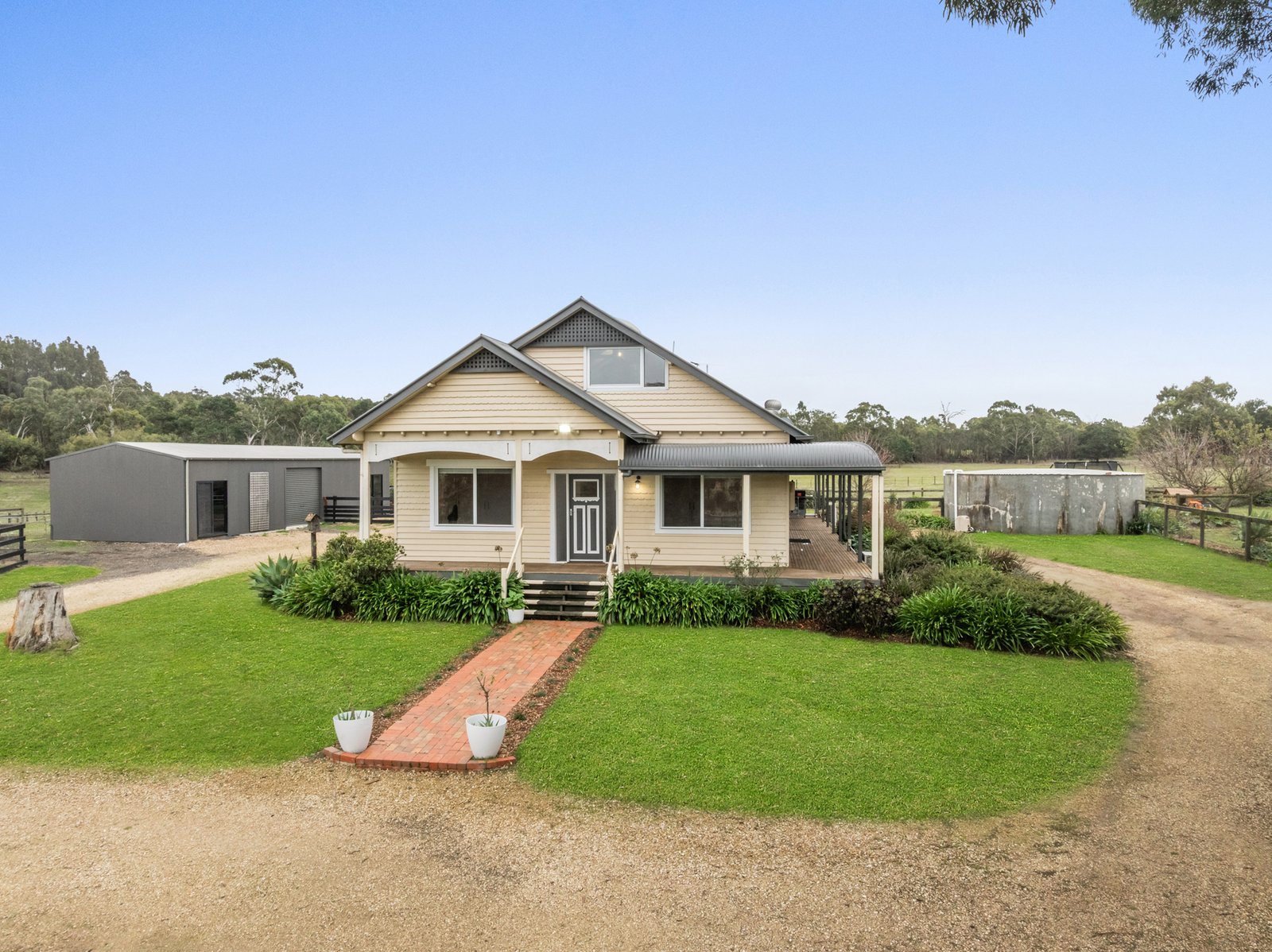 Gallery: 610 Old Mill Road