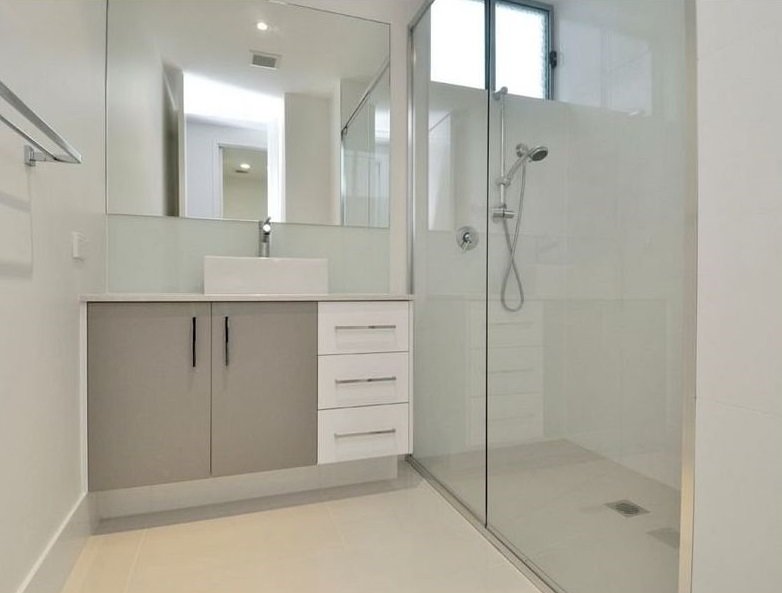 6/10 Tallebudgera Drive PALM BEACH 3