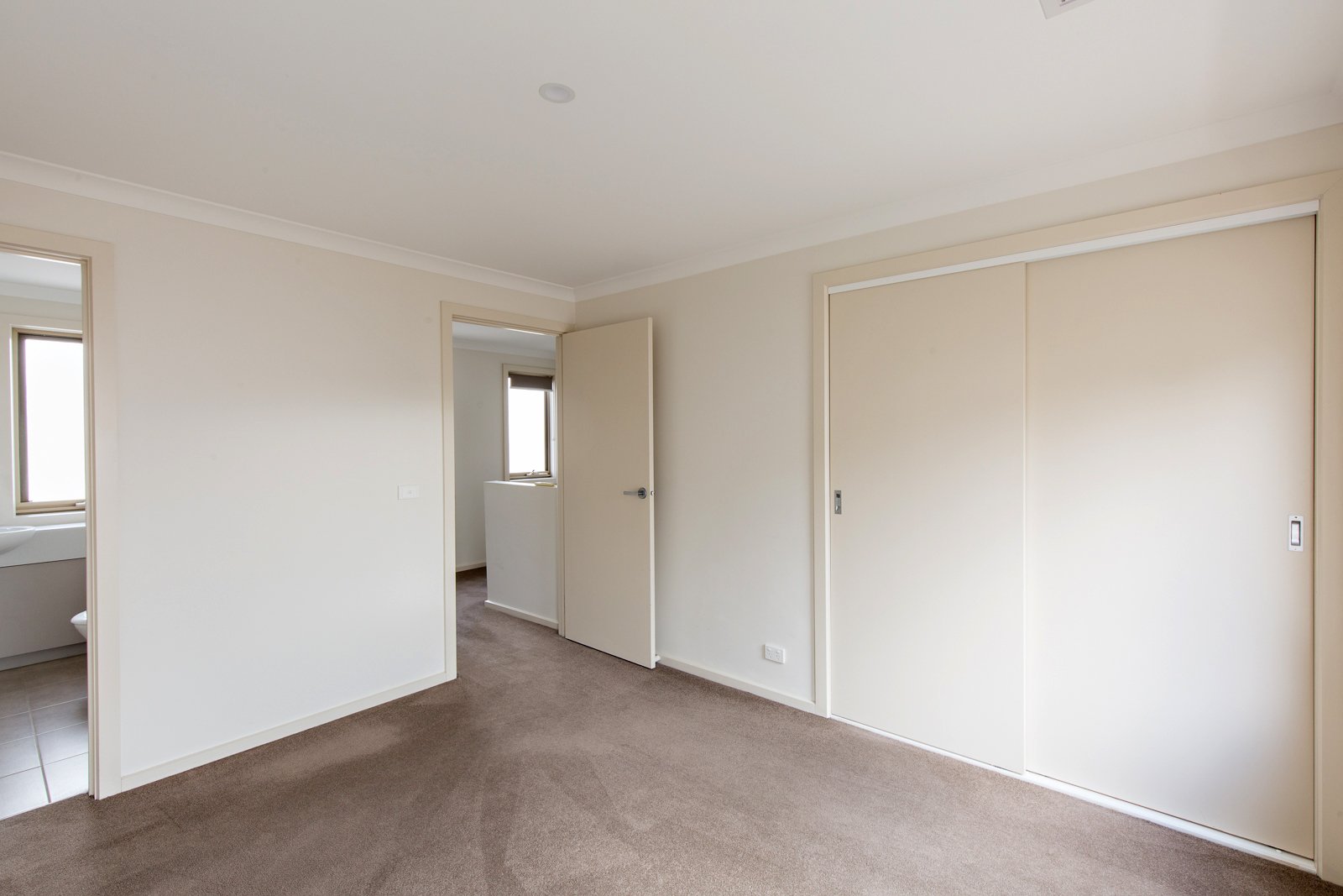 Gallery: 6/1015A Gregory Street