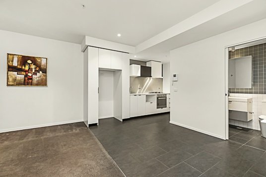 Gallery: 610/19-21 Hanover Street