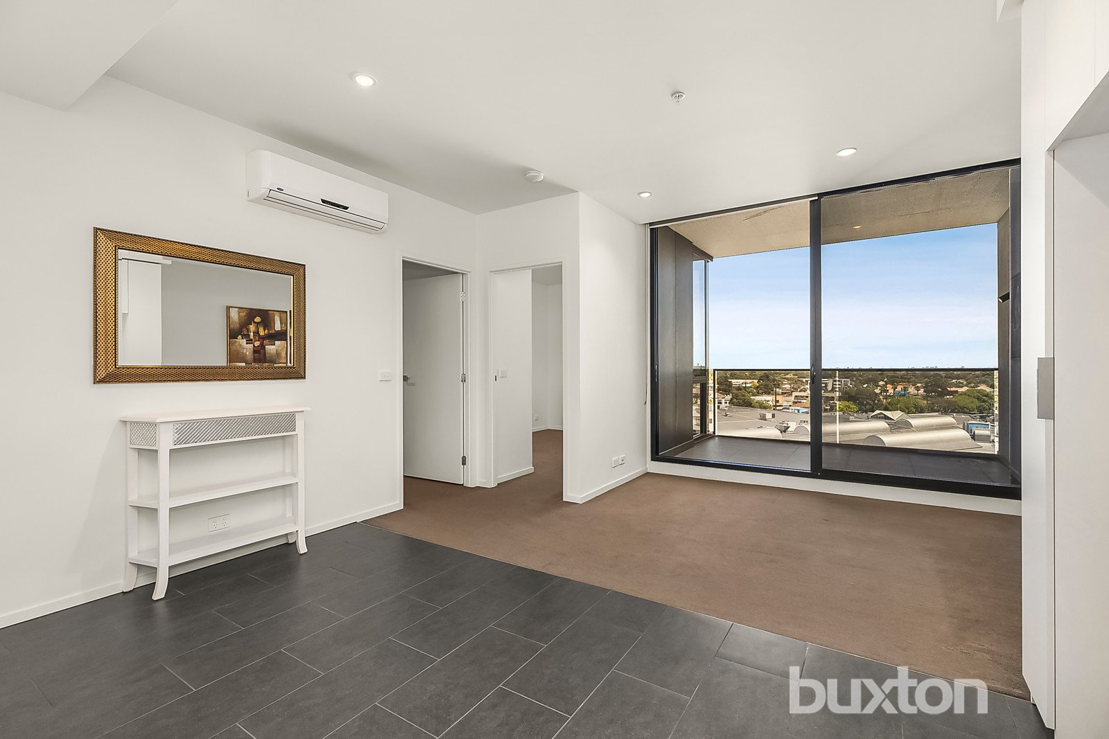 Gallery: 610/19-21 Hanover Street