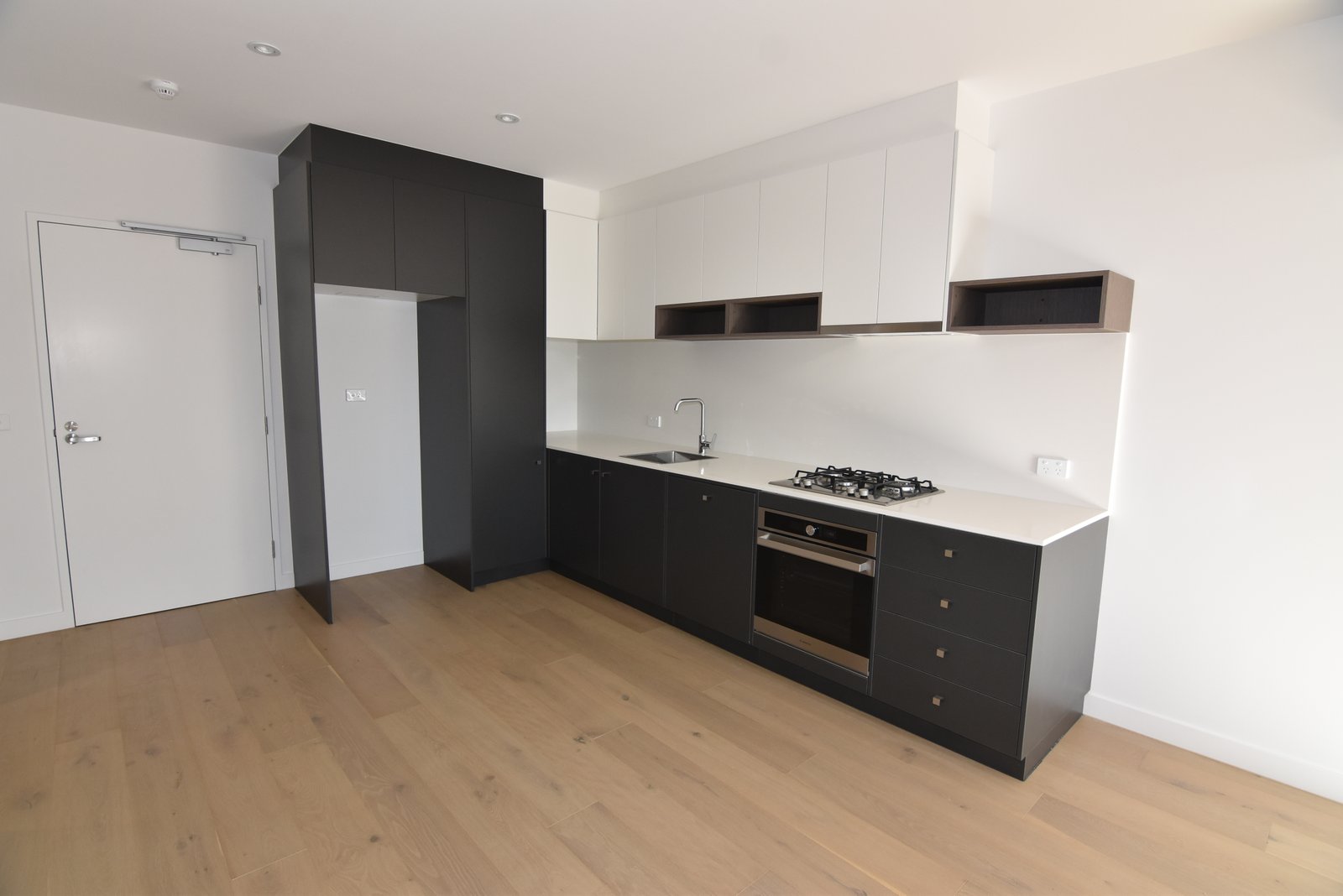 Gallery: 6/102 Colac Road