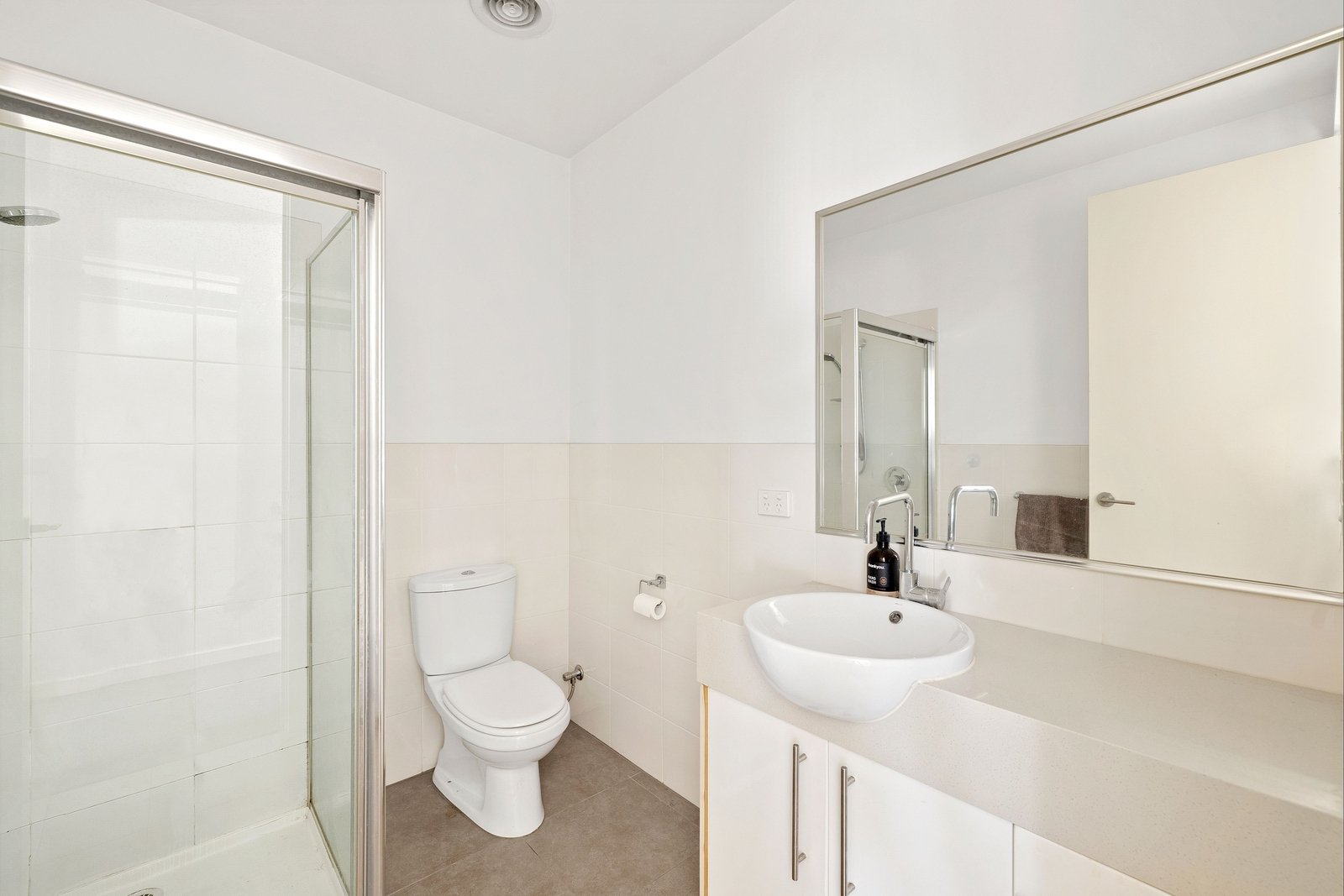 Gallery: 6/1036 North Road