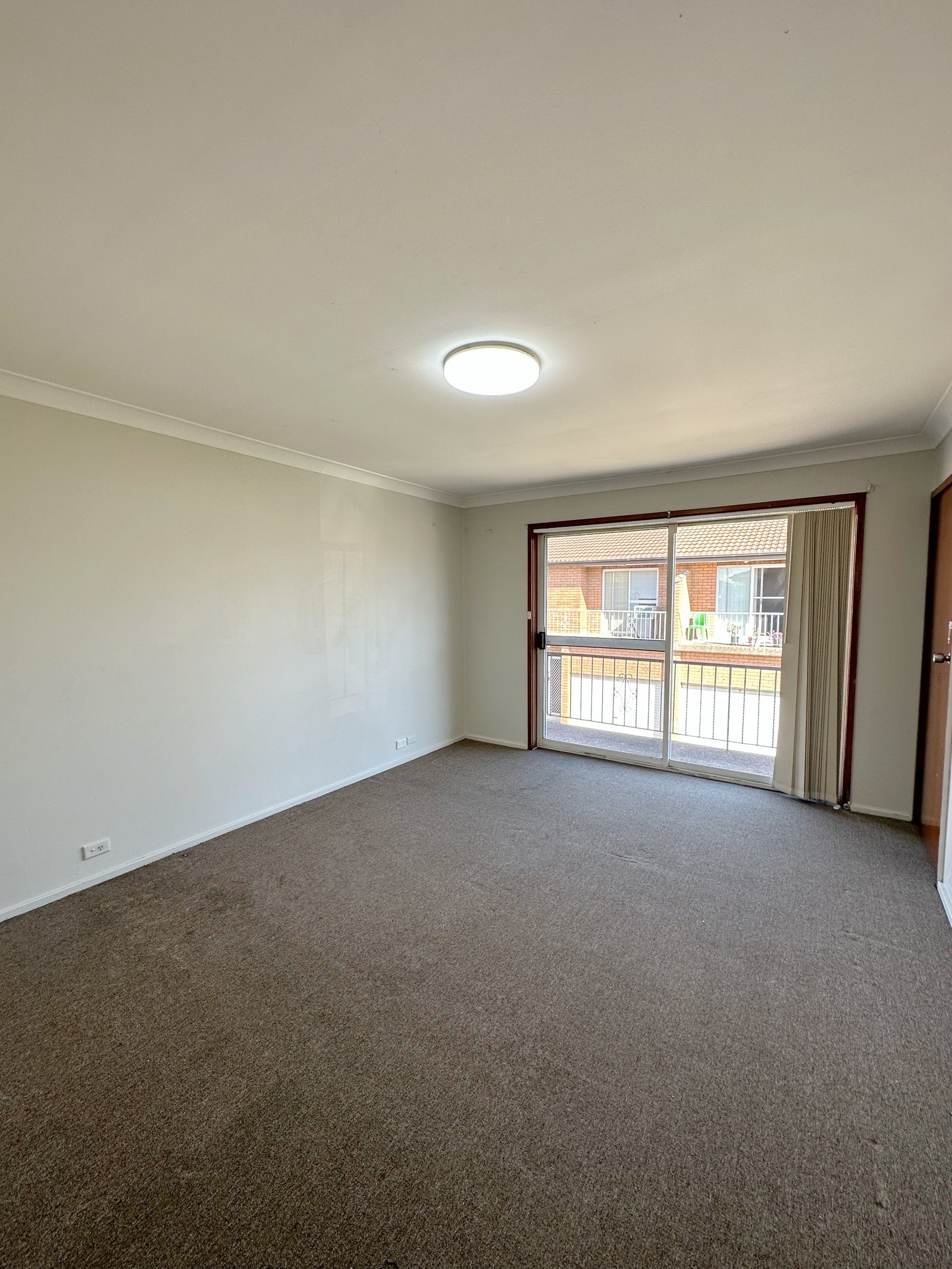 6/104 Hoxton Park Road LIVERPOOL 6