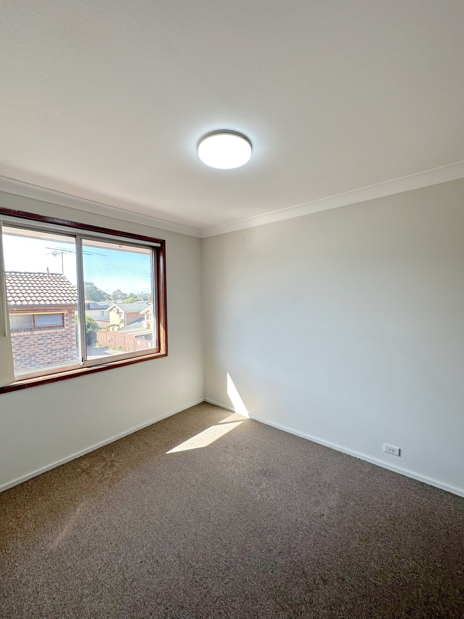 6/104 Hoxton Park Road LIVERPOOL 7