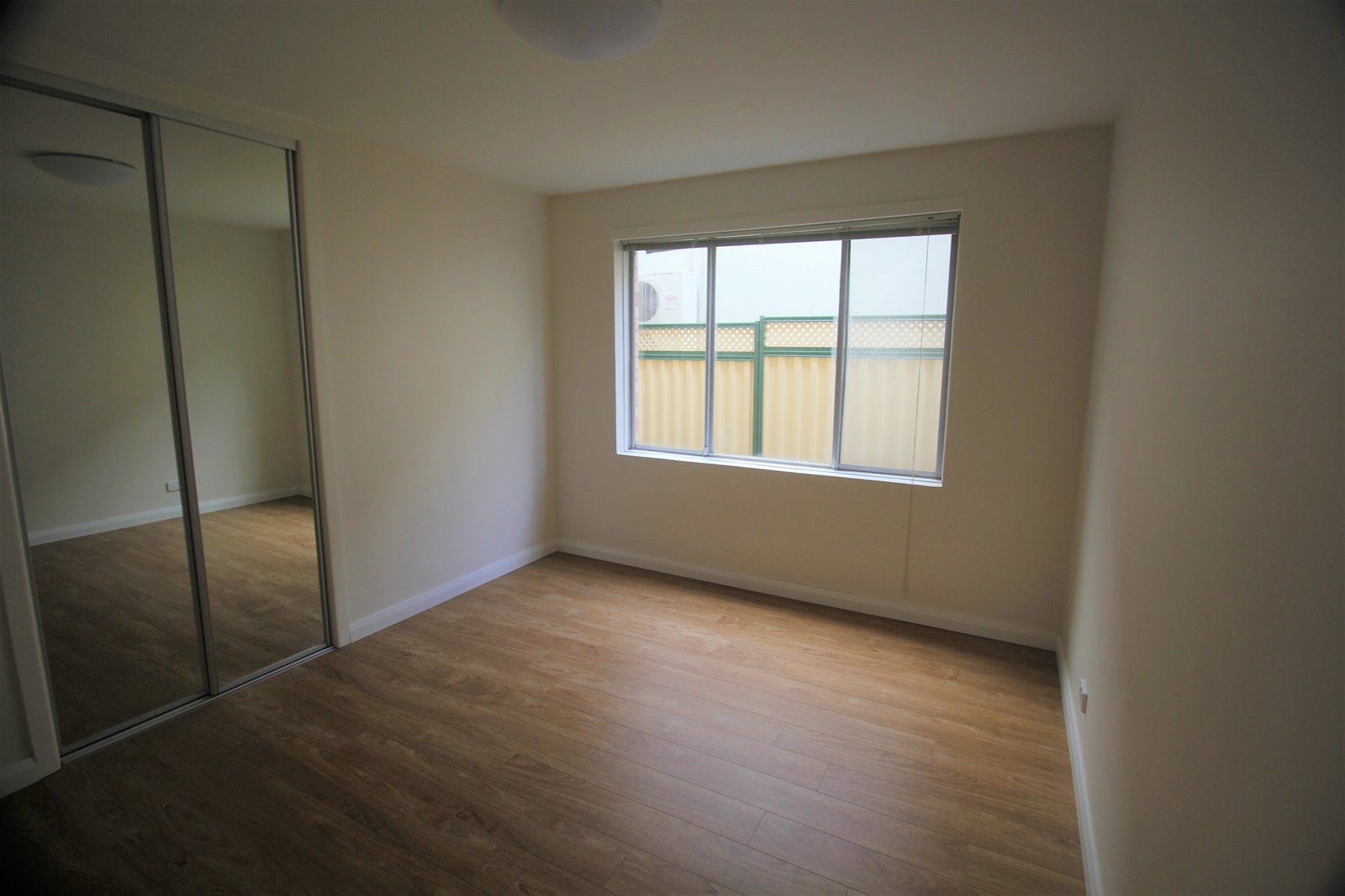 Gallery: 6/105 Atherton Road