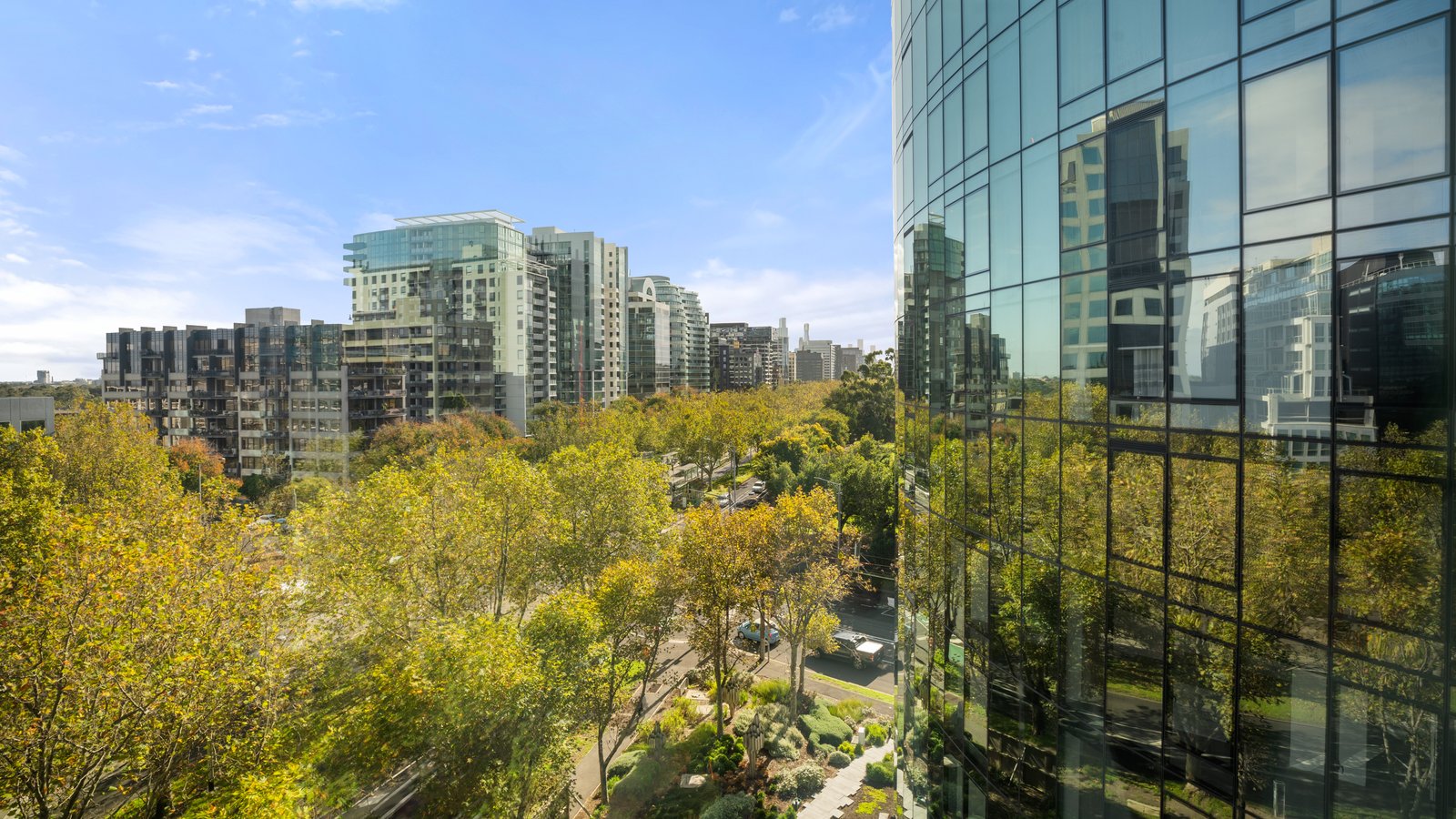 610/605 St Kilda Road MELBOURNE 7