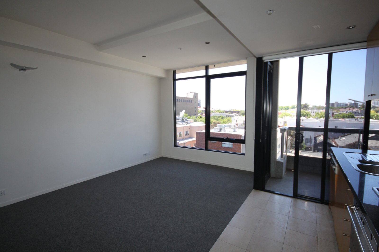 Gallery: 610/668 Swanston Street